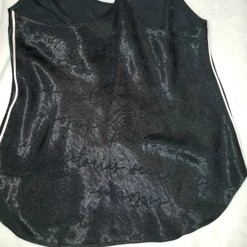 Victoria Secret PJ'S - Picture 4 of 7